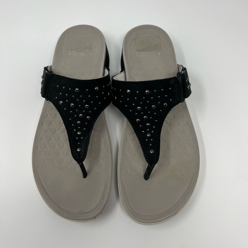 Dansko size 41 sandals /flip flops, never worn.